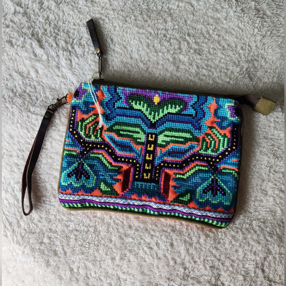 JADEtribe Eliz Canvas Wristlet -